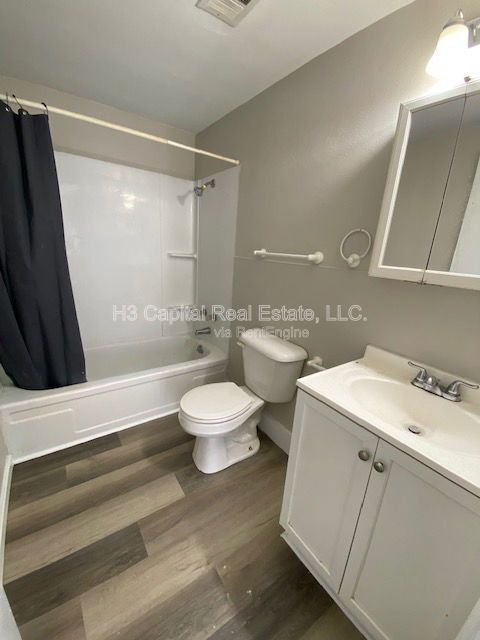 Building Photo - 140 Harnett Ave