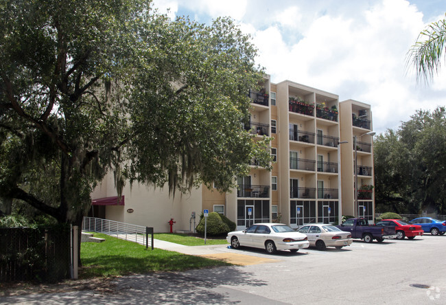 Building Photo - J.L. Young Annex