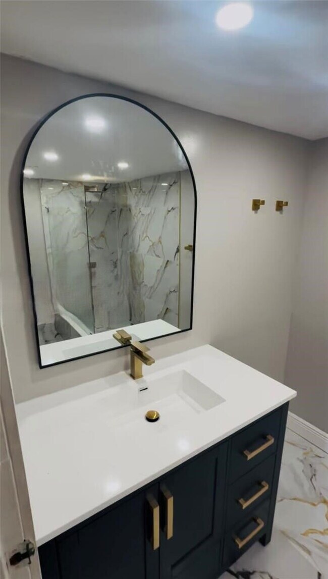 Building Photo - 600 NW 214th St