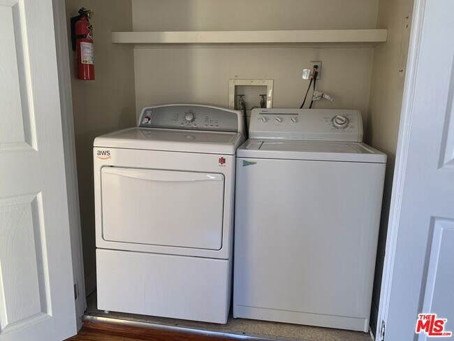 Building Photo - 10740 National Blvd