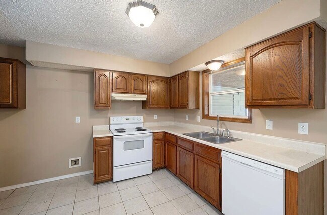 Building Photo - 3826 S Lexus Ave