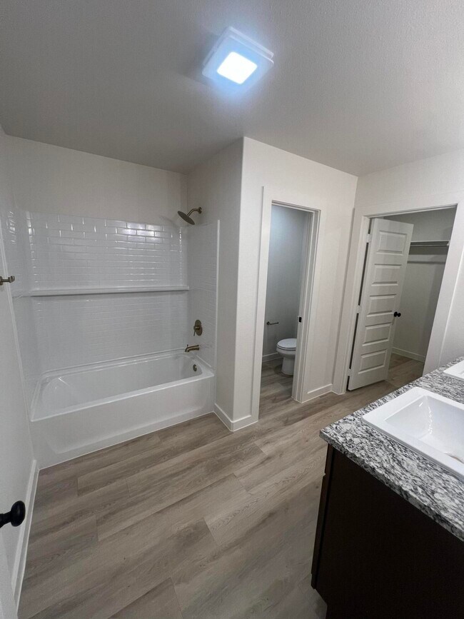 Building Photo - 13815 Gary Ave