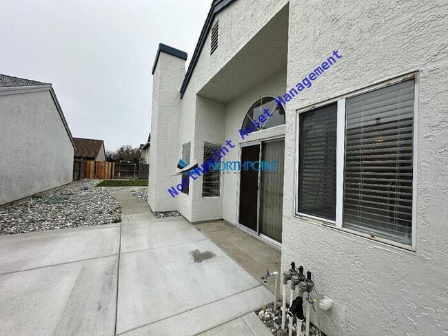 Building Photo - Remodeled 3BD/2BA Gem in Vintage Park