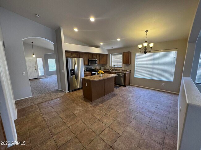 Building Photo - 22530 N Van Loo Dr
