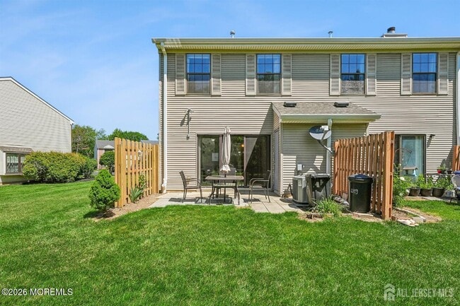 Building Photo - 289 Bromley Pl
