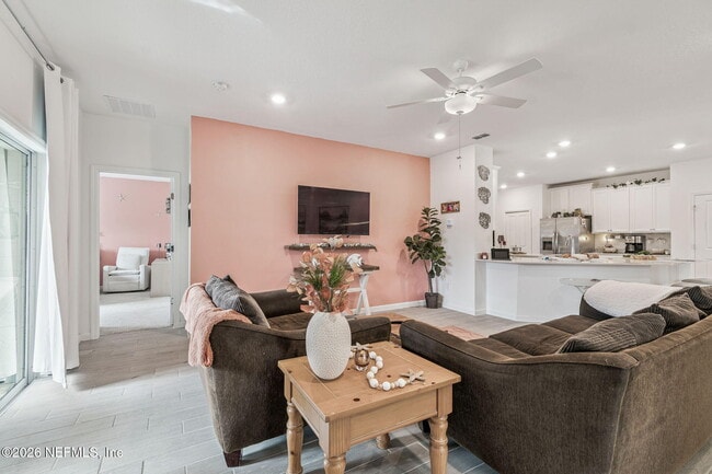 Building Photo - 84651 Balsam Ct