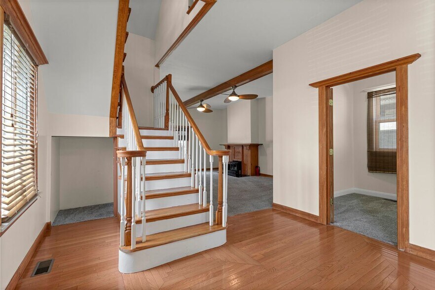 Building Photo - 3553 Bagley St