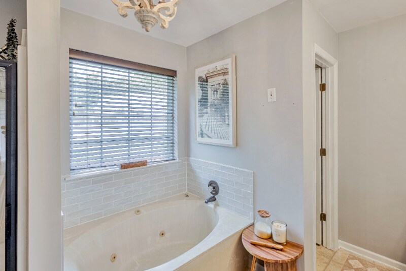 Building Photo - 1232 Reelfoot Cir