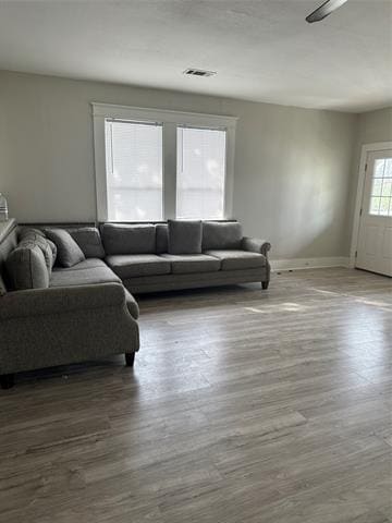 Building Photo - 1711 Wood Ave