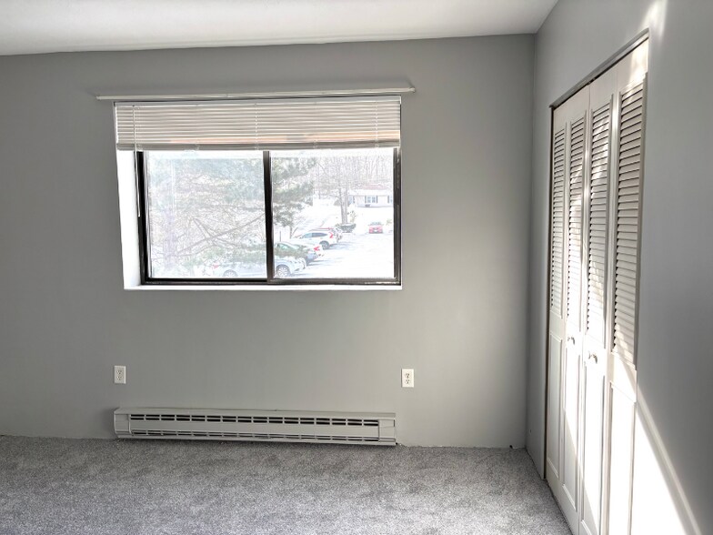 Building Photo - 67 Milliken Ave