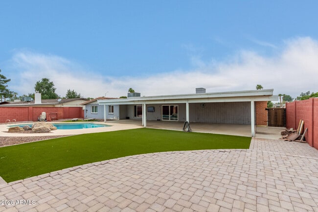 Building Photo - 4503 W Loma Ln