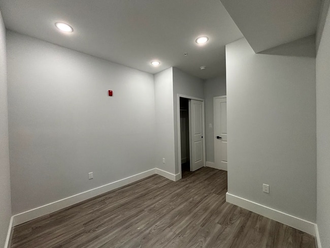 Building Photo - 1108 W Dauphin St