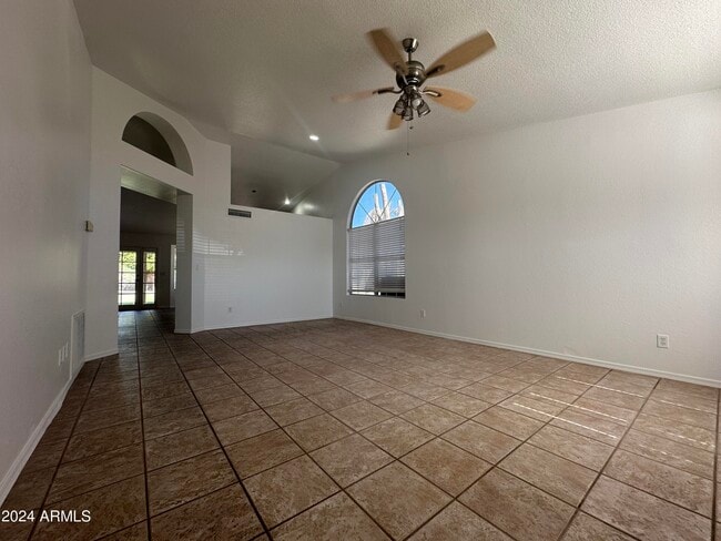 Building Photo - 1300 W Boston St