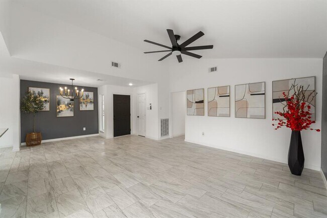 Building Photo - 11819 Ryewater Dr
