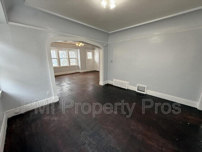 Building Photo - 4028 N 13th St