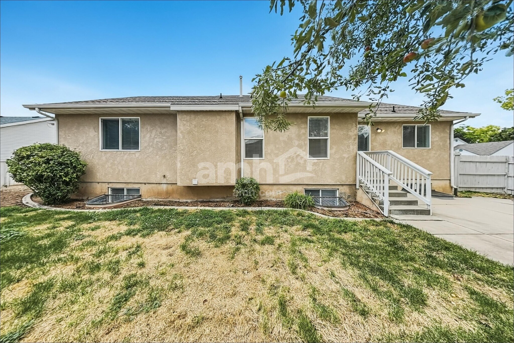 Building Photo - 894 E 780 S