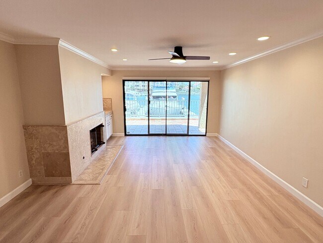 Building Photo - 3207 Moritz Dr