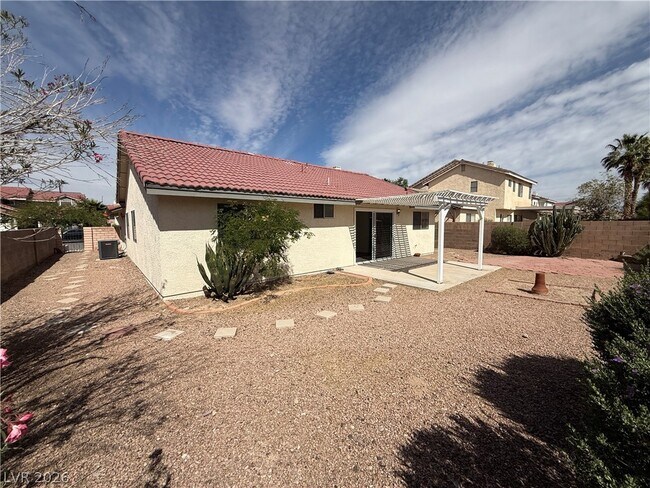 Building Photo - 4308 Apex Dr