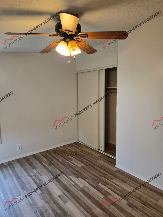 Building Photo - 8632 180th Way SW