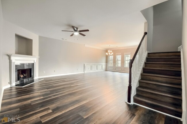 Building Photo - 2171 Waterford Park Dr