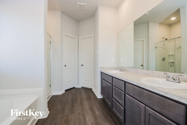 Building Photo - 26028 Babe Ruth Dr