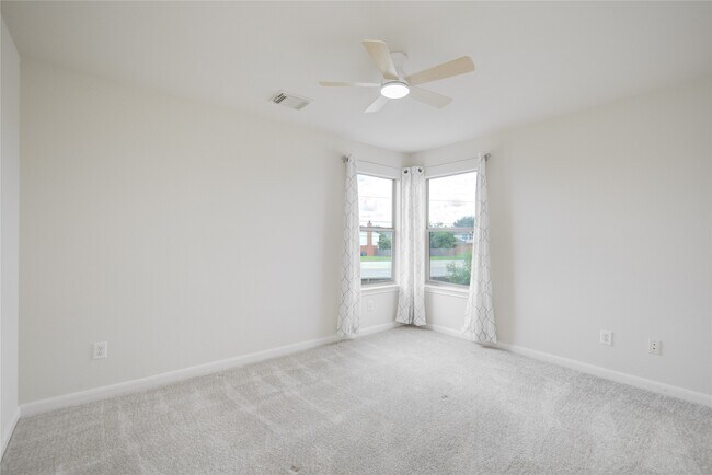 Building Photo - 8542 Village Rose Ln