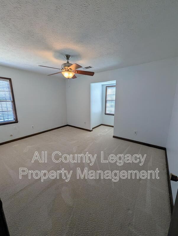 Building Photo - 3787 Etna Dr