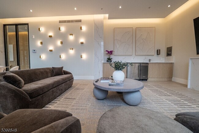 Building Photo - 1722 Springfield Ave