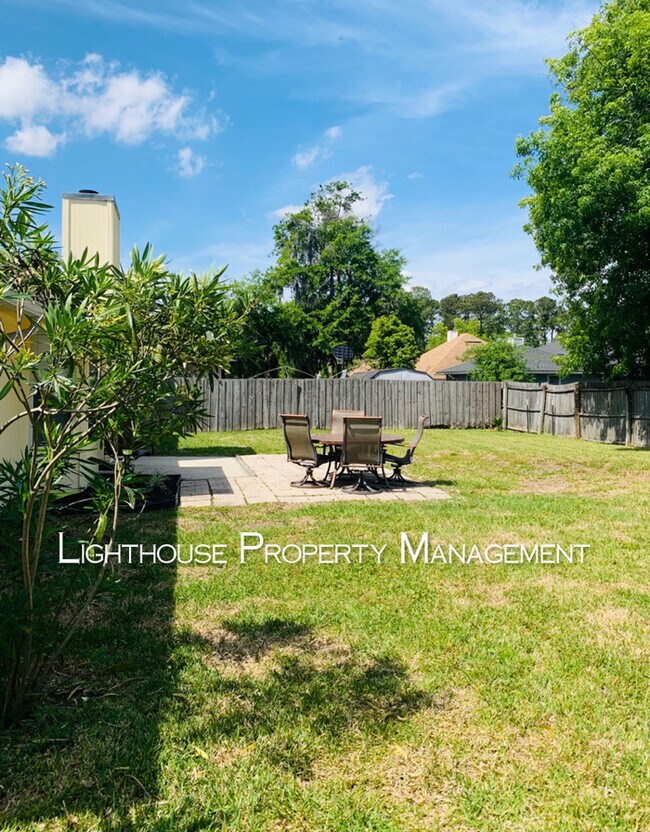 Building Photo - Pristine 3/2 in University Park!  Won't Last Long!