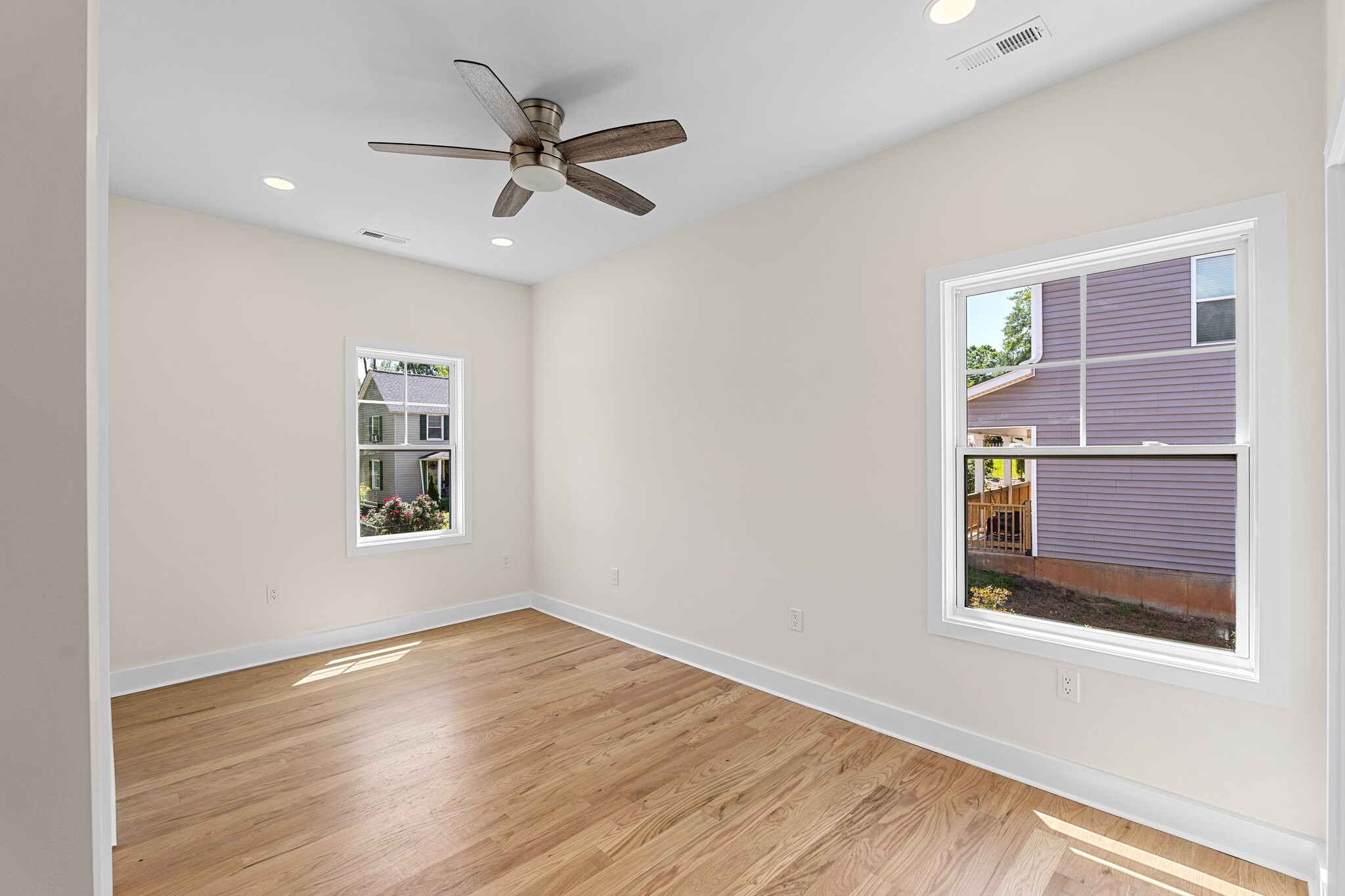 Building Photo - 50 Orr St