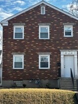 Building Photo - 410 S Smithville Rd