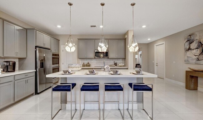 Building Photo - 215 Preserve Trl S