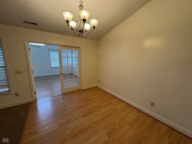 Building Photo - 5632 Rains Ln