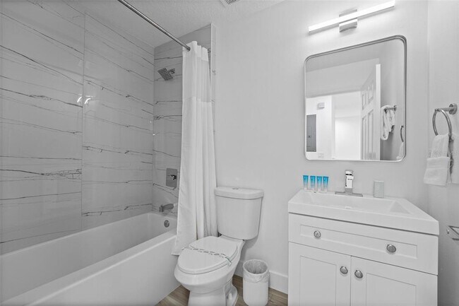 Building Photo - 3045 Yellow Lantana Ln