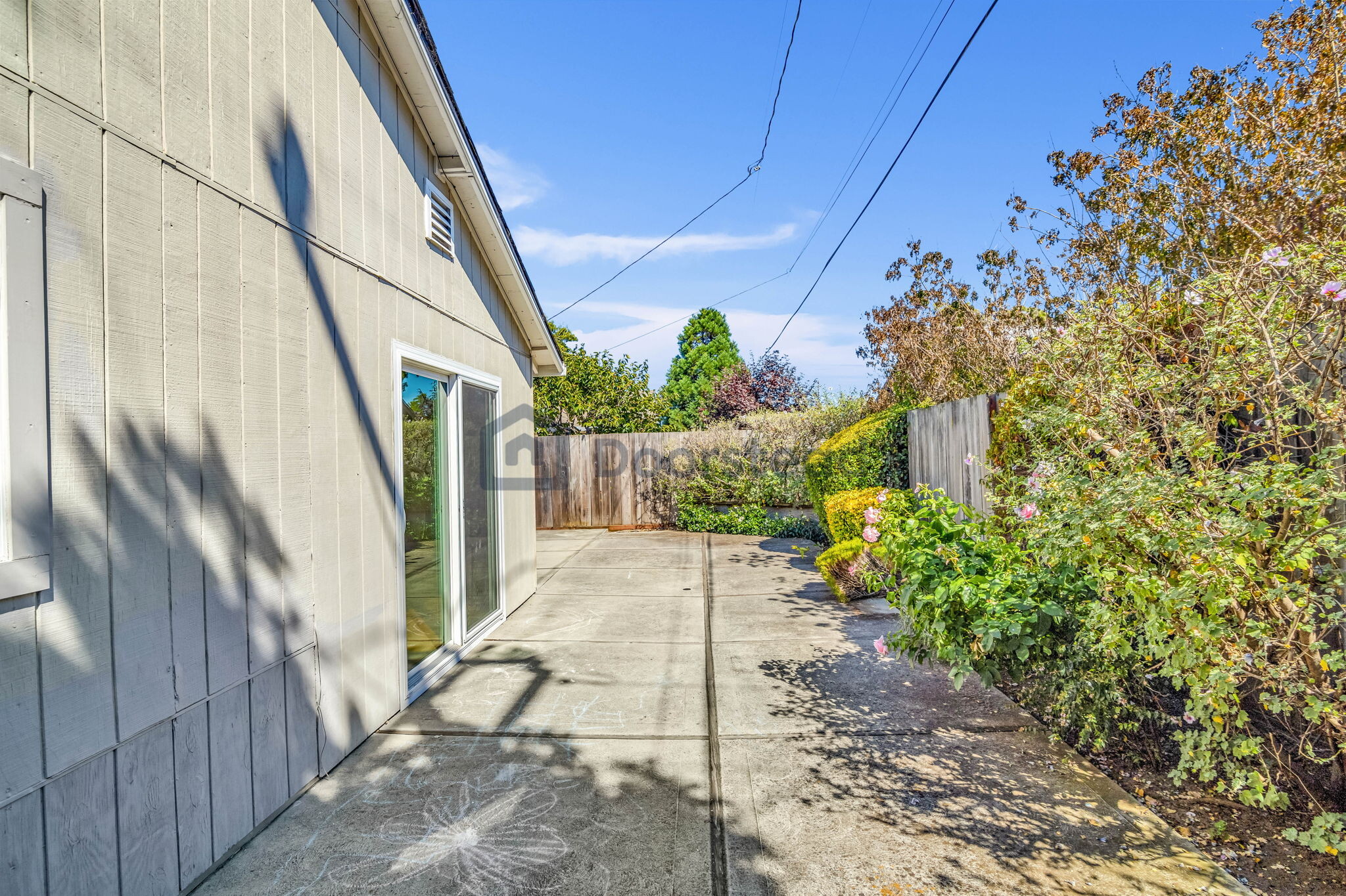 Building Photo - 505 Hiller St
