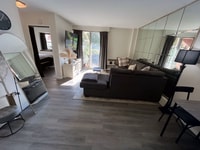 Building Photo - 1 Lakeview Dr