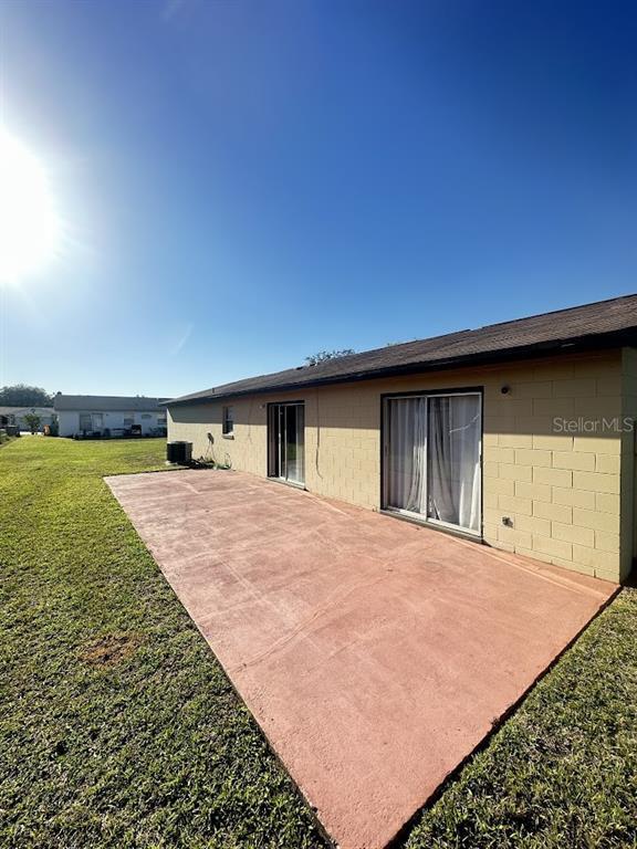 Building Photo - 106 Toluca Dr