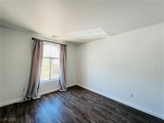 Building Photo - 9110 Iron Cactus Ave