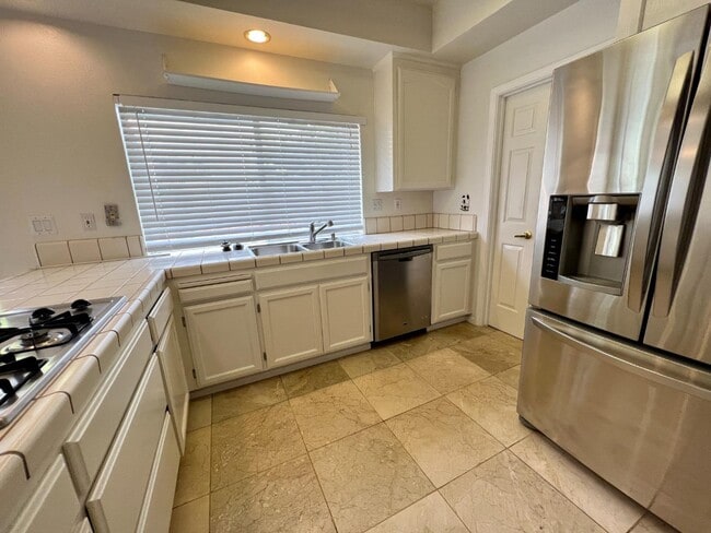 Building Photo - 11688 Olive Spring Ct
