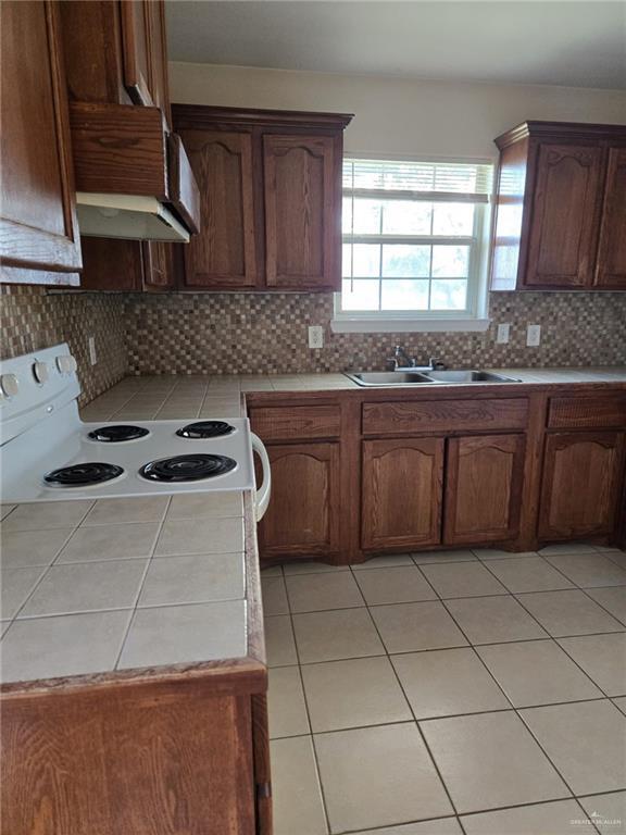 Building Photo - 11 South Dr