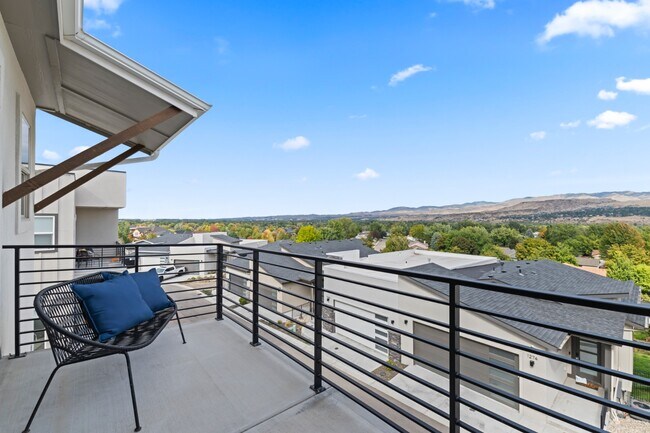Building Photo - 1277 E Echelon Rdg Ln