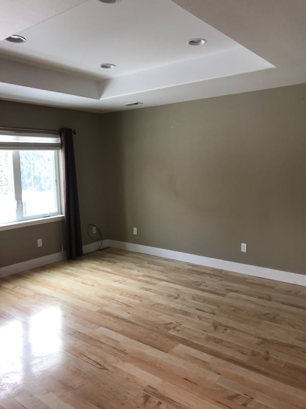 Building Photo - 1035 Road Runner St.