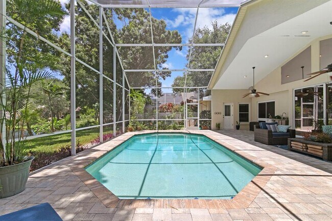 Building Photo - 8412 Ridgebrook Cir