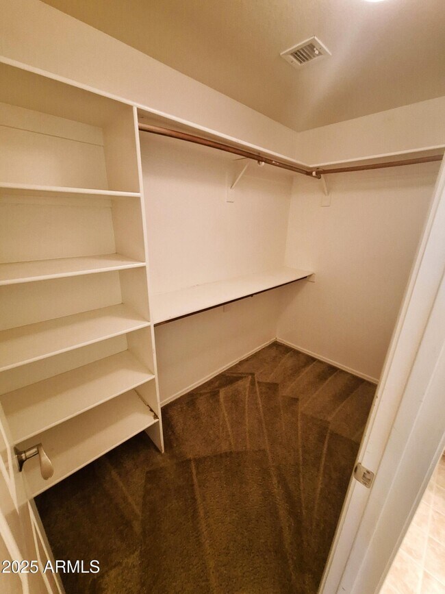 Building Photo - 8136 W Stella Ave