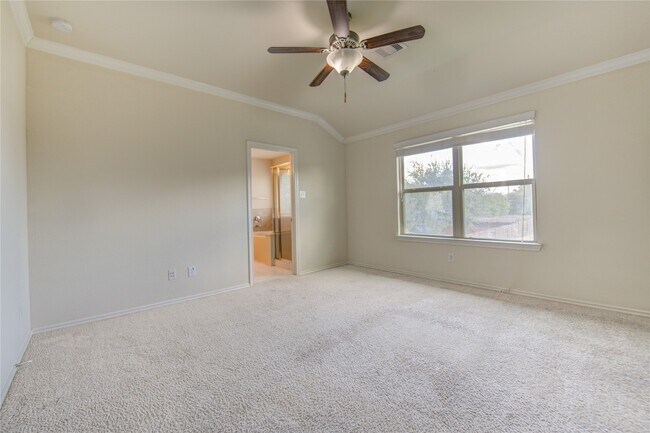 Building Photo - 6442 Haywards Crossing S Cir