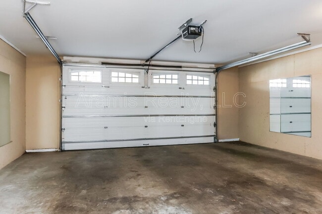 Building Photo - 1258 DeKalb Ave NE