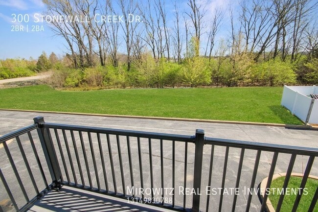 Building Photo - 300 Stonewall Creek Dr