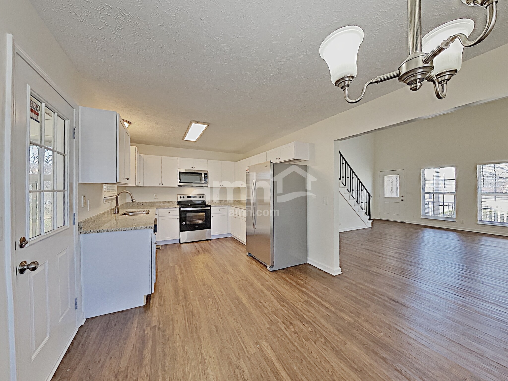 Building Photo - 3326 Conway Ct