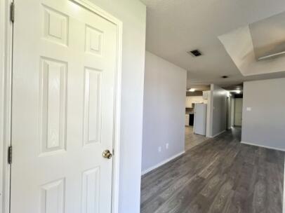 Building Photo - 222 Grover Ave