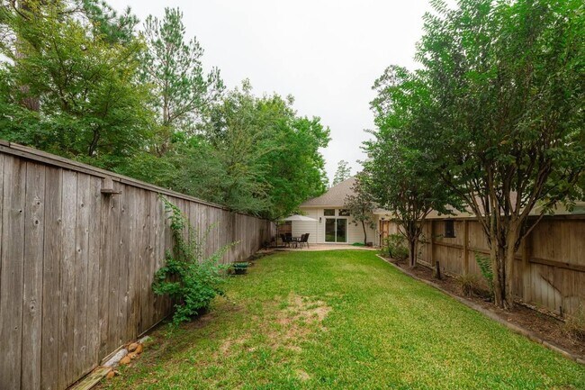 Building Photo - 6 Avenswood Pl